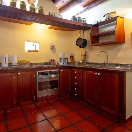 La Casa Del Valle Ii *
